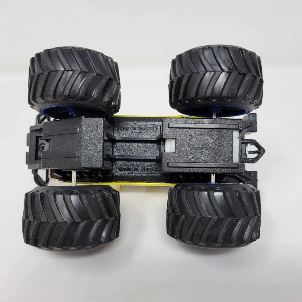 2-Speed Rebel 4x4 Ford Explorer‎ Monster Truck Toy